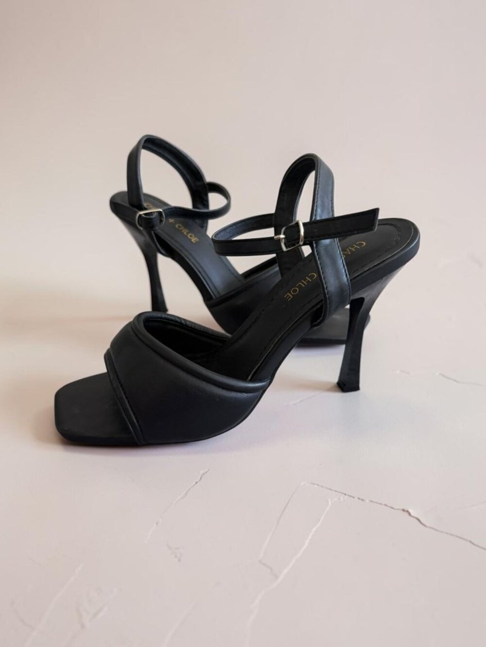 CHASE AND CHLOE Black Sandals Heels Size 8